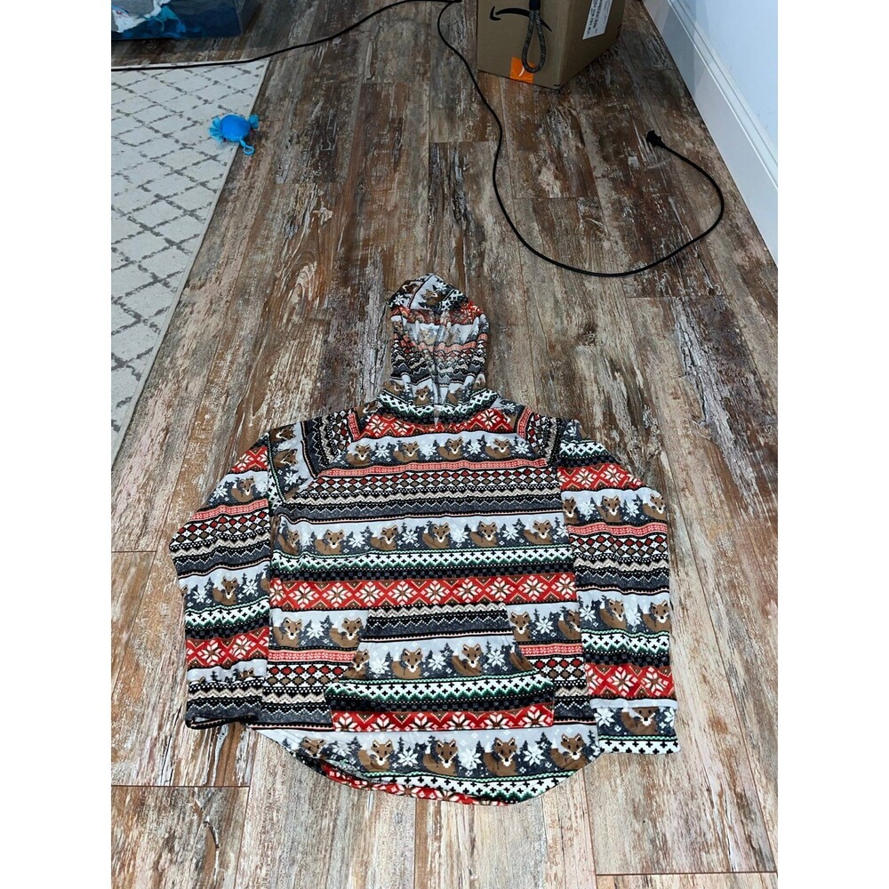 Women’s Soft Fox Print Winter Theme Hoodie Size Large